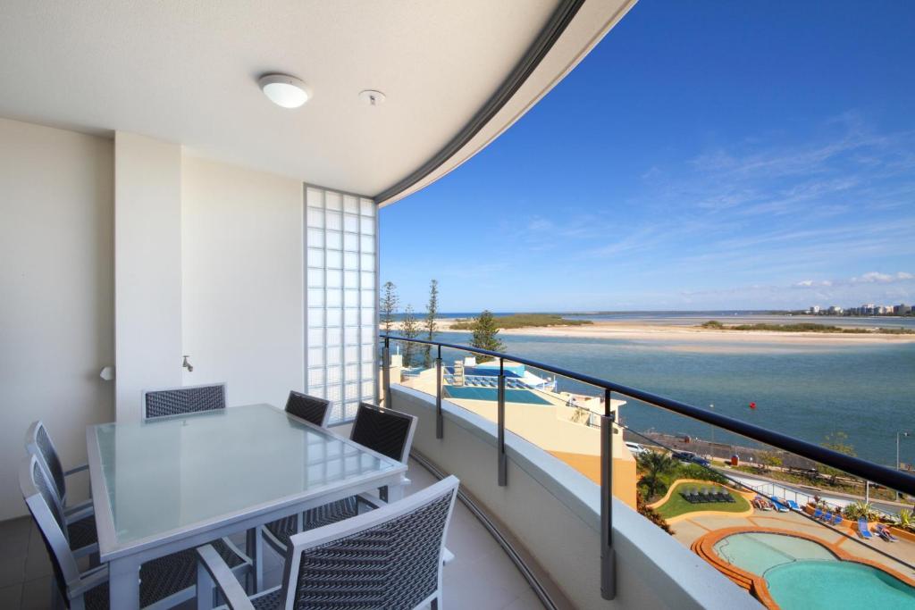Monaco Caloundra Aparthotel Bilik gambar