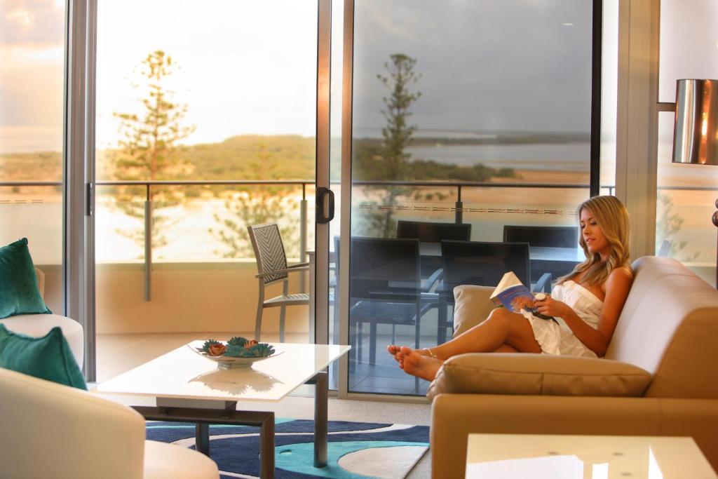 Monaco Caloundra Aparthotel Bilik gambar