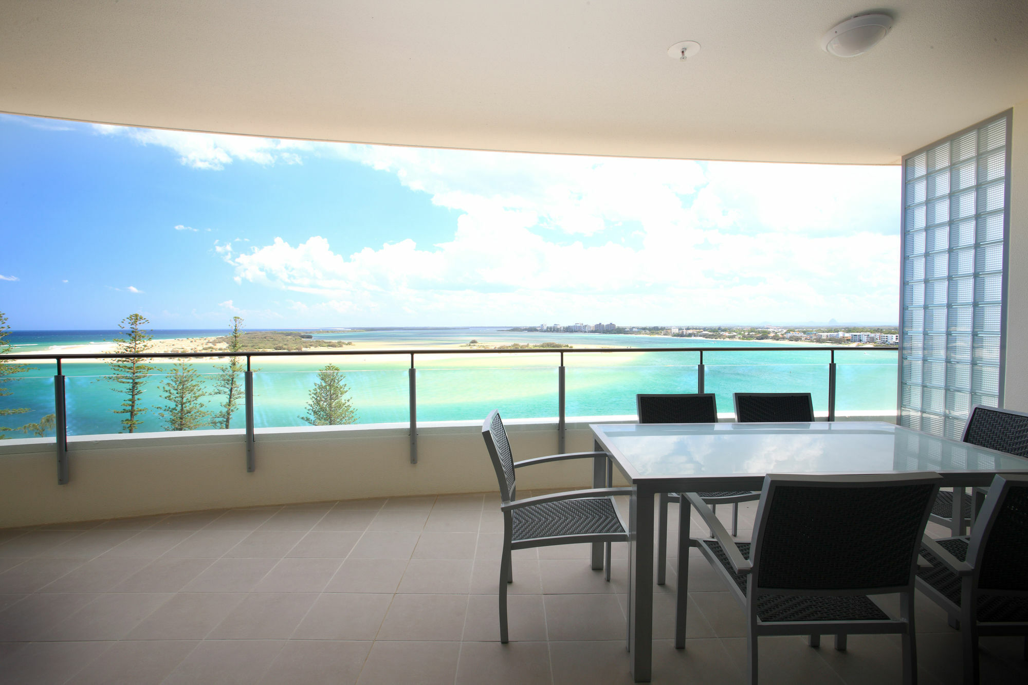 Monaco Caloundra Aparthotel Luaran gambar