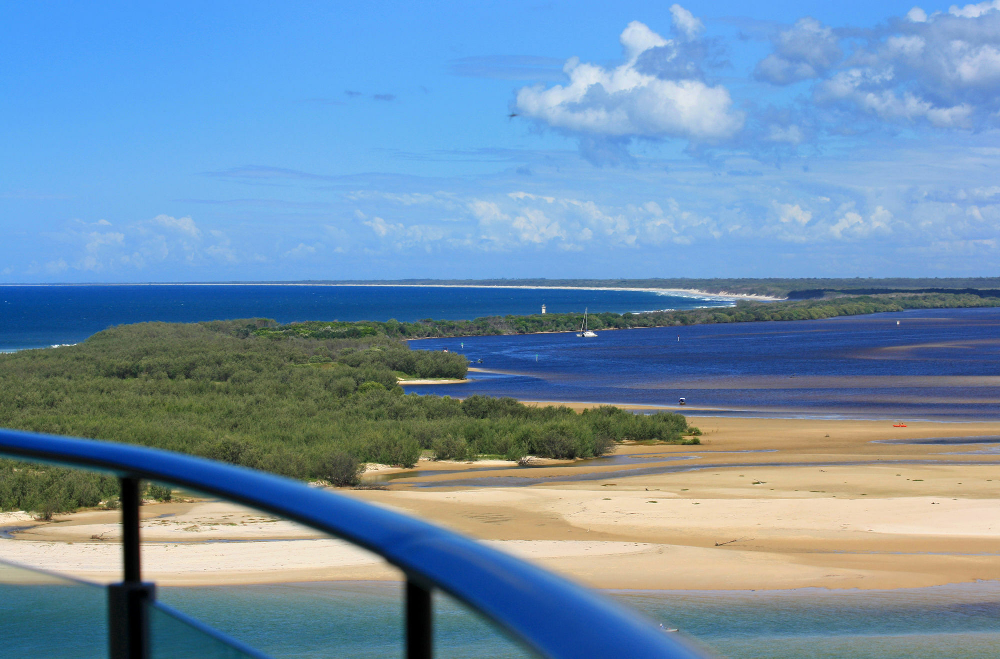 Monaco Caloundra Aparthotel Luaran gambar